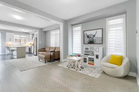 230 Cranbrook Crescent Vaughan ON L4H 4K9