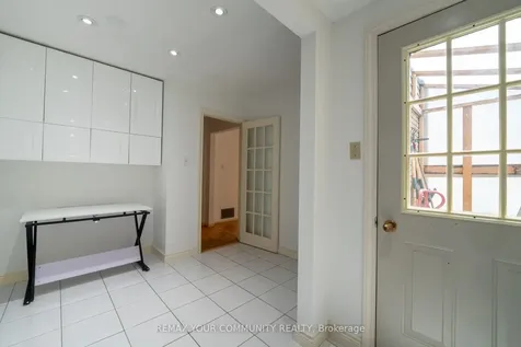 27 Drumern Crescent Richmond Hill ON L4C 5H9