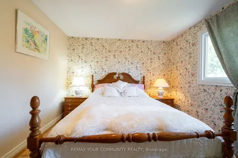 27 Drumern Crescent Richmond Hill ON L4C 5H9