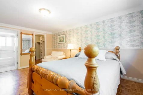 27 Drumern Crescent Richmond Hill ON L4C 5H9