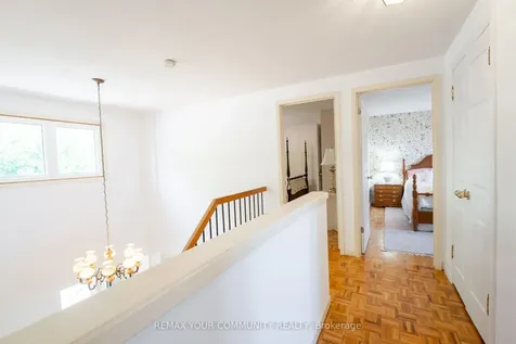 27 Drumern Crescent Richmond Hill ON L4C 5H9