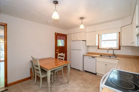 43 Church Street S New Tecumseth ON L9R 1G9