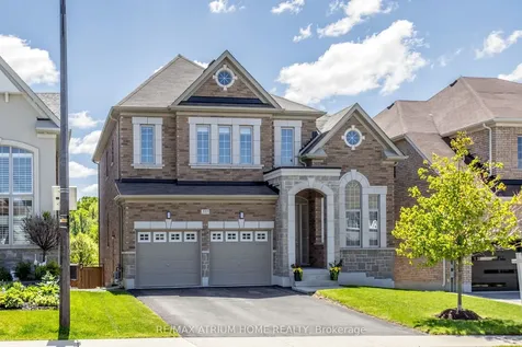 537 Clifford Perry Place Newmarket ON L3X 0J1