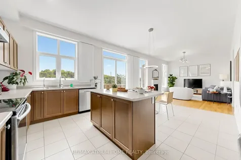 537 Clifford Perry Place Newmarket ON L3X 0J1