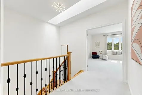 537 Clifford Perry Place Newmarket ON L3X 0J1