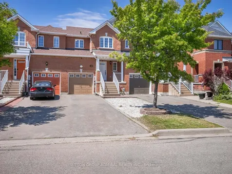 49 Lindenshire Avenue Vaughan ON L6A 4A4