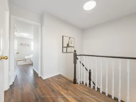 49 Lindenshire Avenue Vaughan ON L6A 4A4