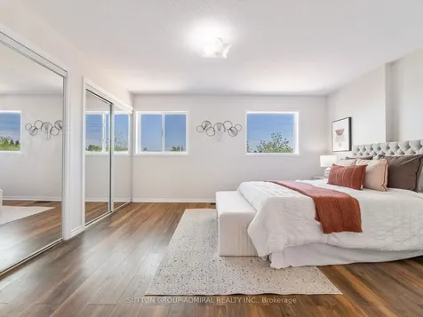 49 Lindenshire Avenue Vaughan ON L6A 4A4