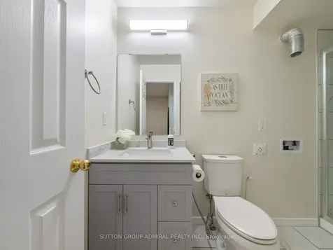 49 Lindenshire Avenue Vaughan ON L6A 4A4