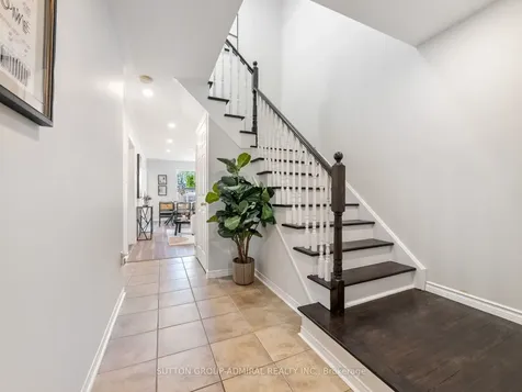 49 Lindenshire Avenue Vaughan ON L6A 4A4