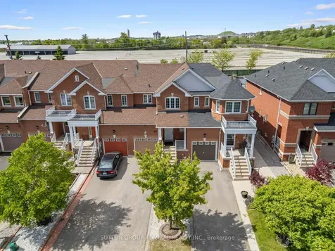 49 Lindenshire Avenue Vaughan ON L6A 4A4