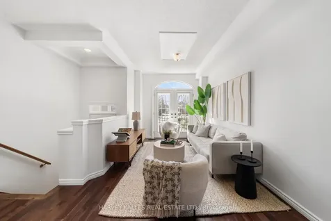 27 Benson Avenue Richmond Hill ON L4C 4E5