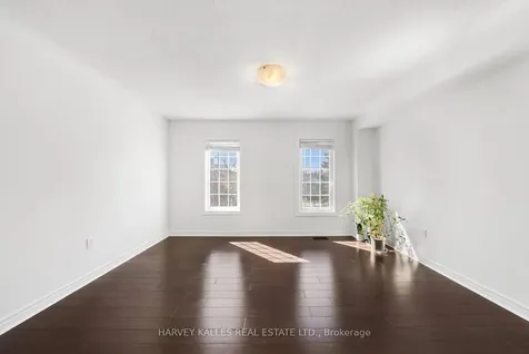 27 Benson Avenue Richmond Hill ON L4C 4E5