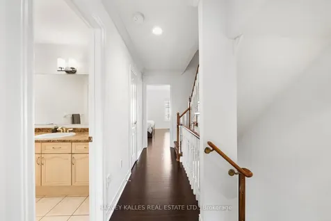 27 Benson Avenue Richmond Hill ON L4C 4E5