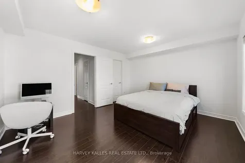 27 Benson Avenue Richmond Hill ON L4C 4E5