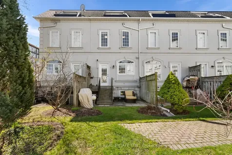27 Benson Avenue Richmond Hill ON L4C 4E5