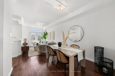 27 Benson Avenue Richmond Hill ON L4C 4E5
