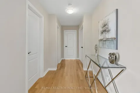 9 Pavarotti Street Richmond Hill ON L4E 0R5