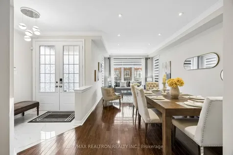 9 Pavarotti Street Richmond Hill ON L4E 0R5