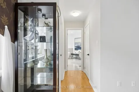 9 Pavarotti Street Richmond Hill ON L4E 0R5