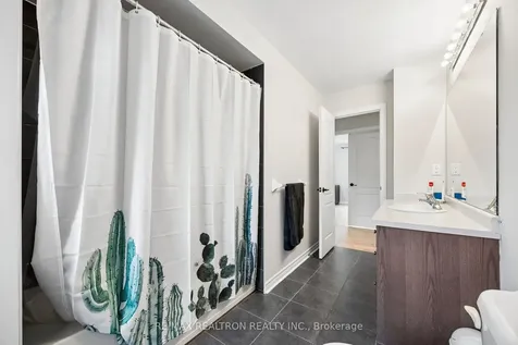9 Pavarotti Street Richmond Hill ON L4E 0R5