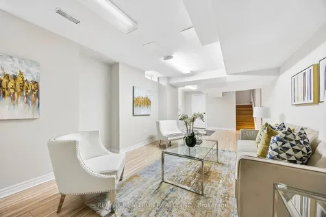 9 Pavarotti Street Richmond Hill ON L4E 0R5