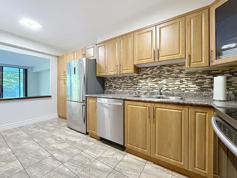 50 Baif Boulevard Richmond Hill ON L4C 5L1