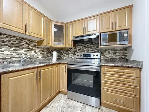50 Baif Boulevard Richmond Hill ON L4C 5L1