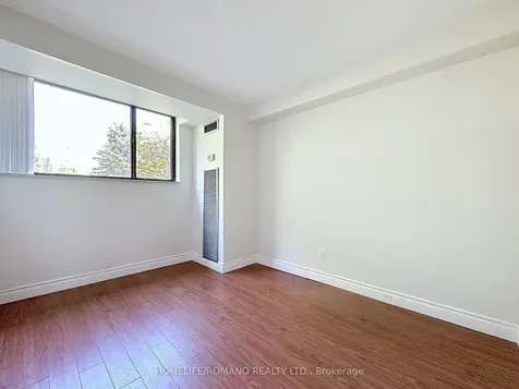 50 Baif Boulevard Richmond Hill ON L4C 5L1