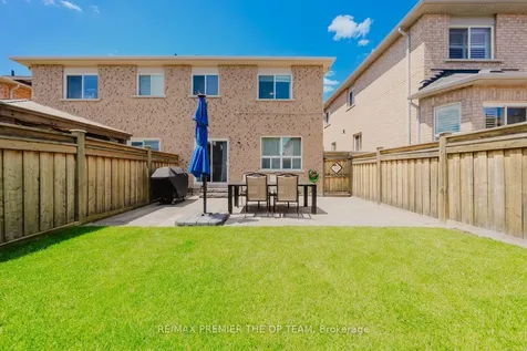 29 Manordale Crescent Vaughan ON L4H 0T6