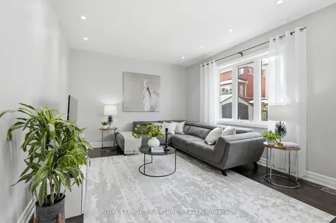 24 Fred Mason Street Georgina ON L4P 0B2