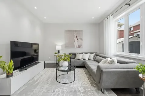 24 Fred Mason Street Georgina ON L4P 0B2