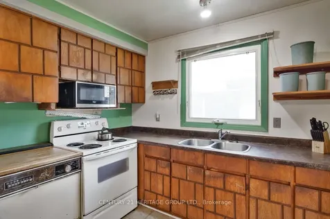 330 Amelia Street Newmarket ON L3Y 4Y6