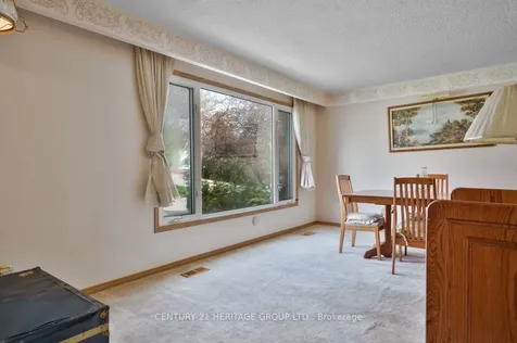 330 Amelia Street Newmarket ON L3Y 4Y6