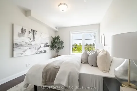 7 Bond Crescent Richmond Hill ON L4E 1E6