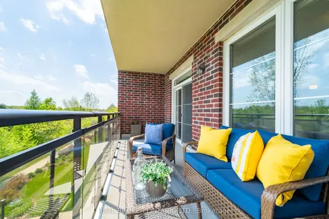 7 Bond Crescent Richmond Hill ON L4E 1E6