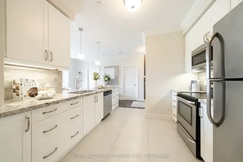 7 Bond Crescent Richmond Hill ON L4E 1E6