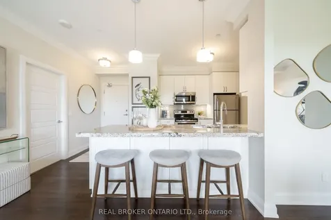 7 Bond Crescent Richmond Hill ON L4E 1E6