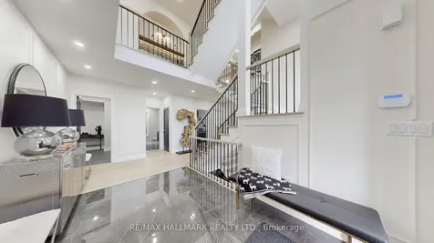 31 Naughton Drive Richmond Hill ON L4C 4M6