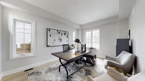 31 Naughton Drive Richmond Hill ON L4C 4M6