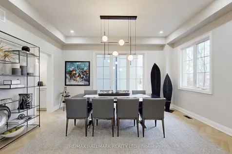 31 Naughton Drive Richmond Hill ON L4C 4M6
