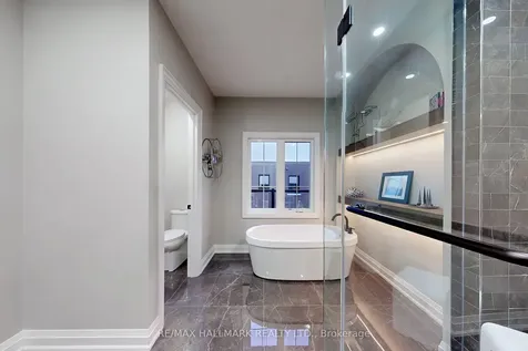 31 Naughton Drive Richmond Hill ON L4C 4M6