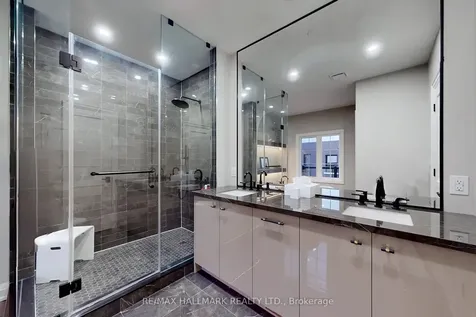 31 Naughton Drive Richmond Hill ON L4C 4M6