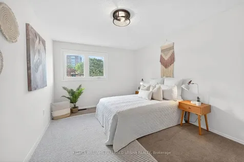 41 Patrice Crescent Vaughan ON L4J 4Z1