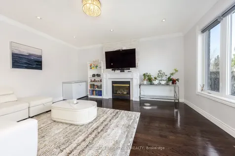 64 Saffron Street Markham ON L6E 1Y4