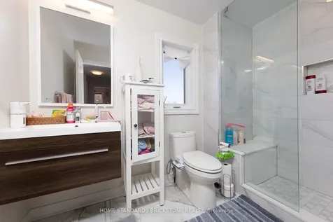 64 Saffron Street Markham ON L6E 1Y4