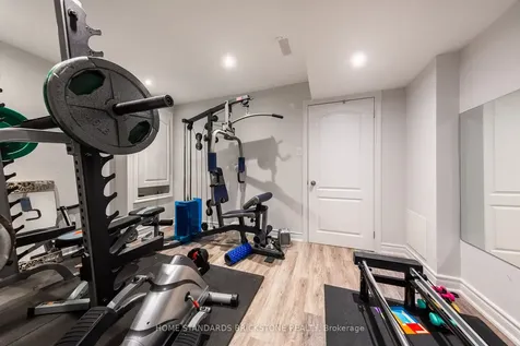 64 Saffron Street Markham ON L6E 1Y4