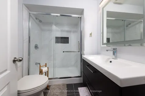 64 Saffron Street Markham ON L6E 1Y4