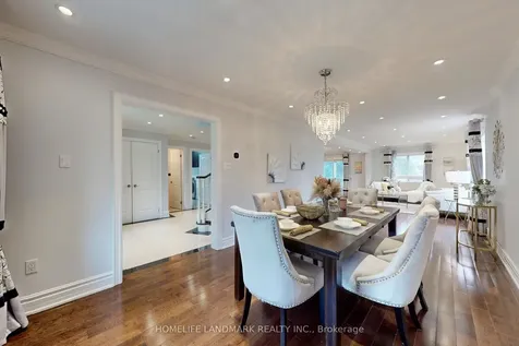 22 Lynda Mcneil Place Markham ON L3S 3E4