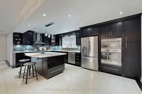 22 Lynda Mcneil Place Markham ON L3S 3E4